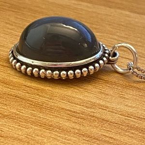 Beautiful Stephen Dweck Sterling silver quartz pendant on a box chain